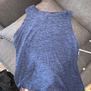 Workout tank top